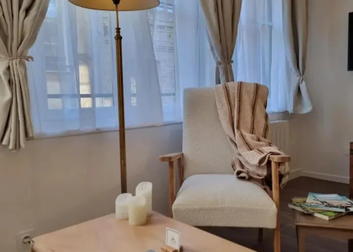 La Symphonie Elevator Center 2 Guests